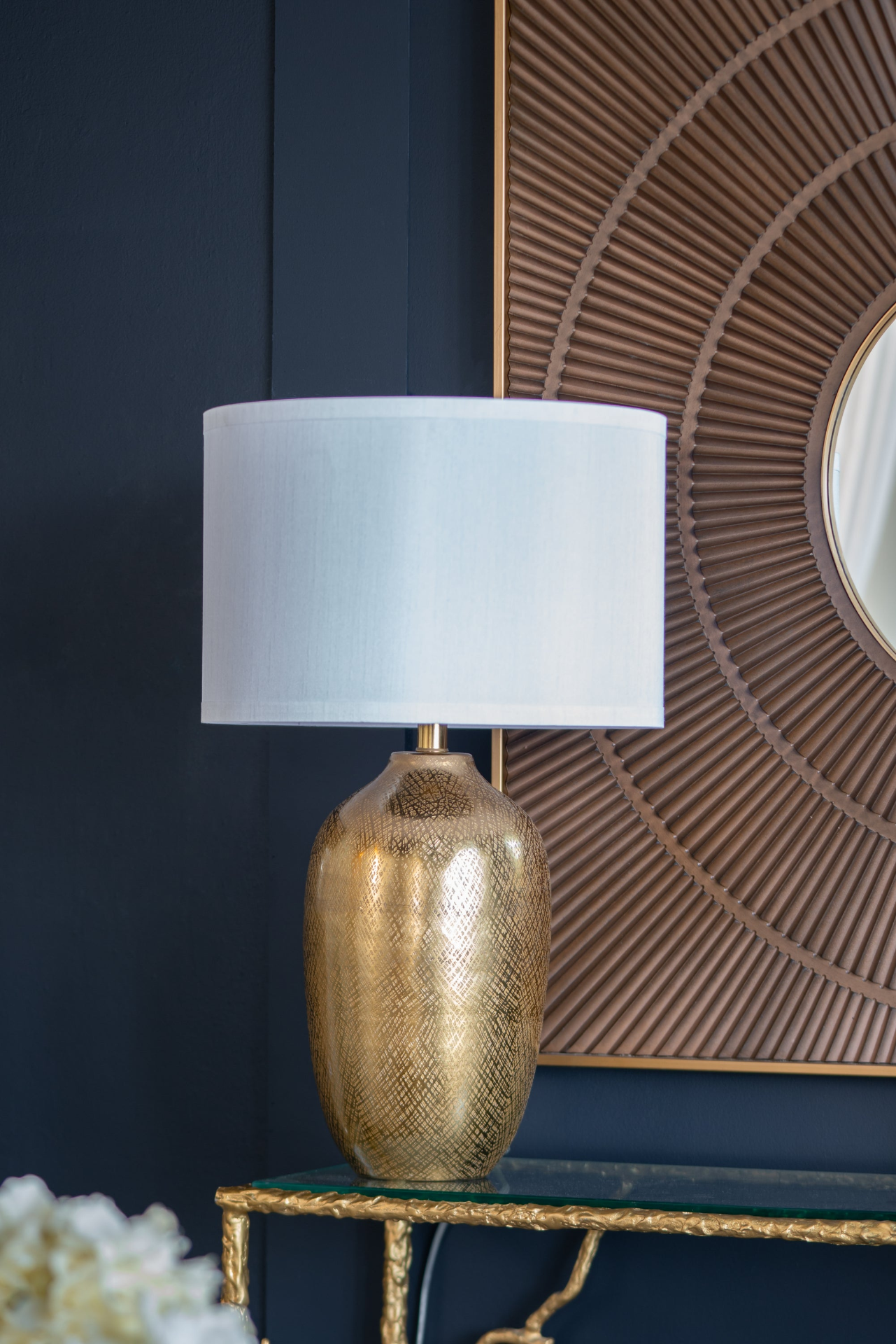 Gold Urn-Style Aluminum Table Lamp with White Drum Shade – 25.7"