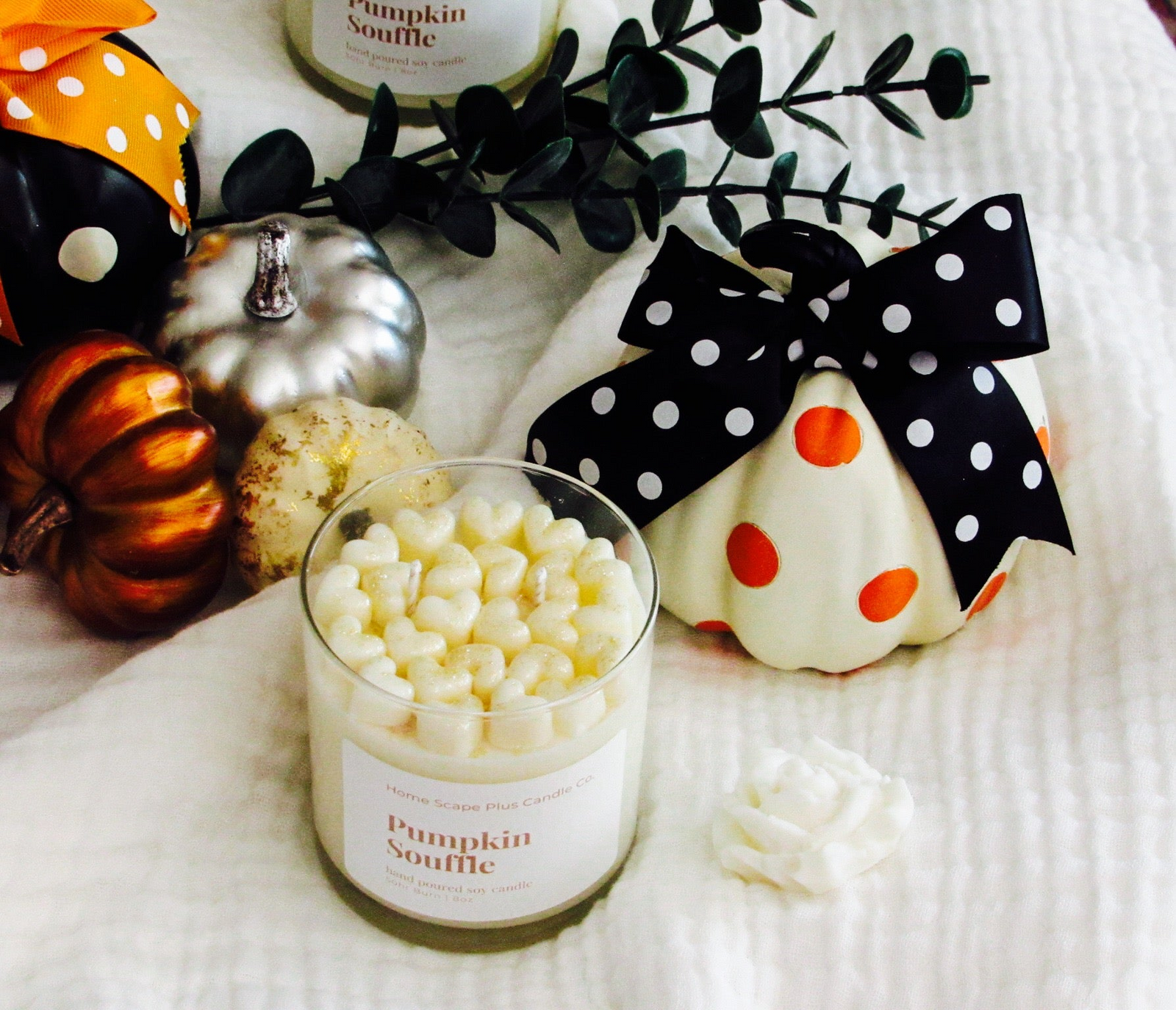 Soy Wax Candle with Hearts Pumpkin Souffle