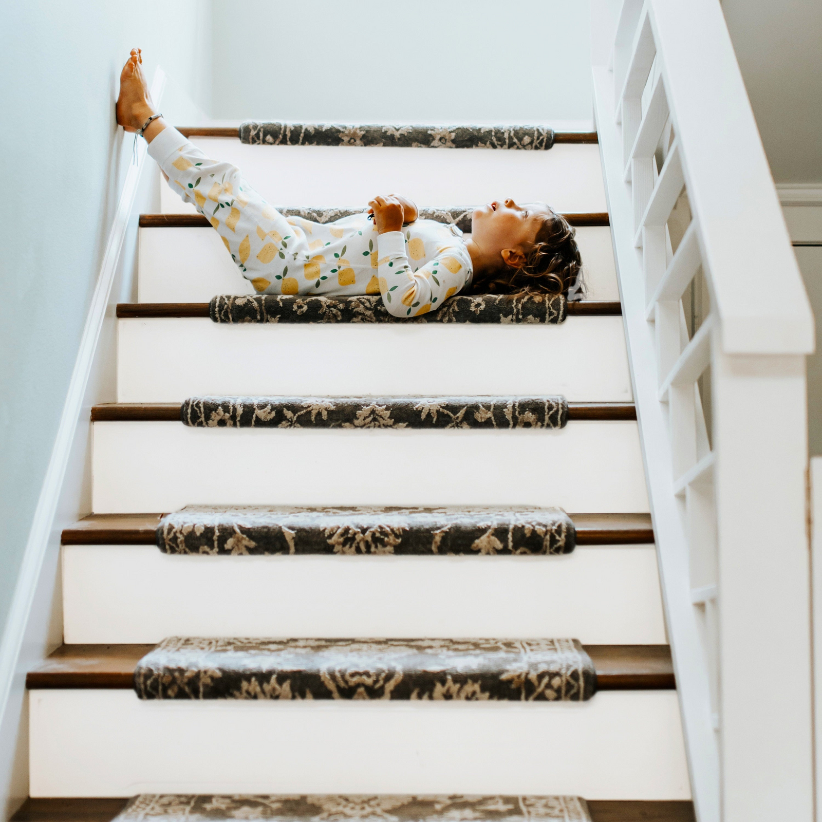 White Peel and Stick Stair Riser Decals – Minimalist Vinyl Staircase Stickers