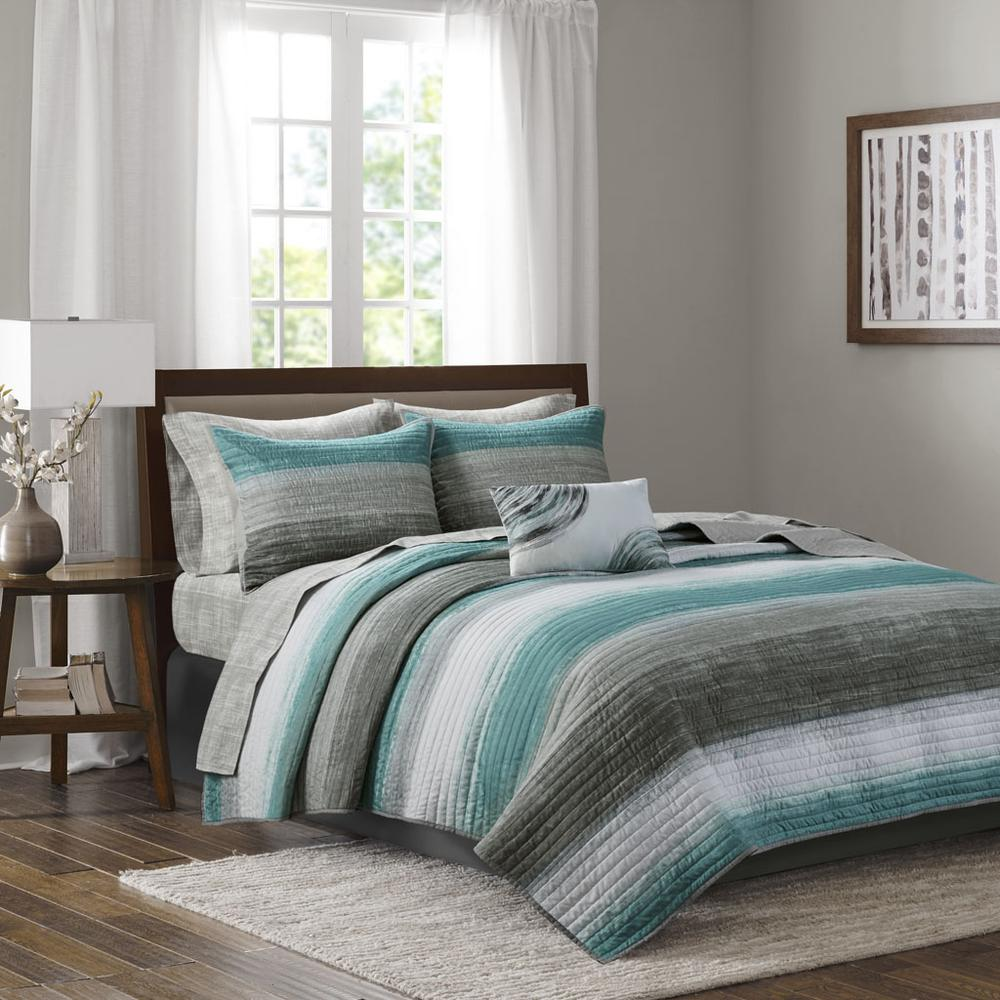 Saben 8 Piece Quilt Set with Cotton Bed Sheets, Aqua color