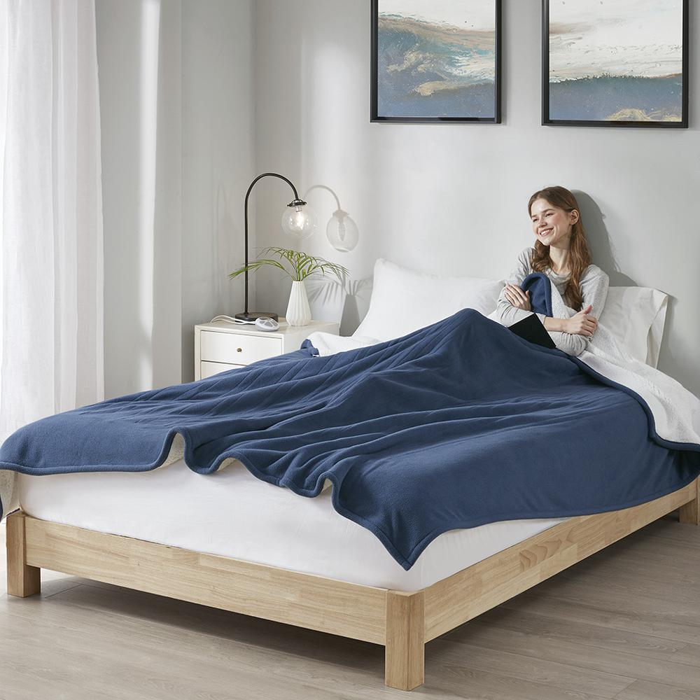 Serta Fleece to Sherpa Heated Blanket – Cozy Dual-Sided Warmth