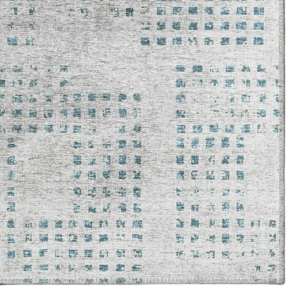 Eleanor Silver Contemporary Geometric 2'3" x 7'6" Runner Rug Silver AER31