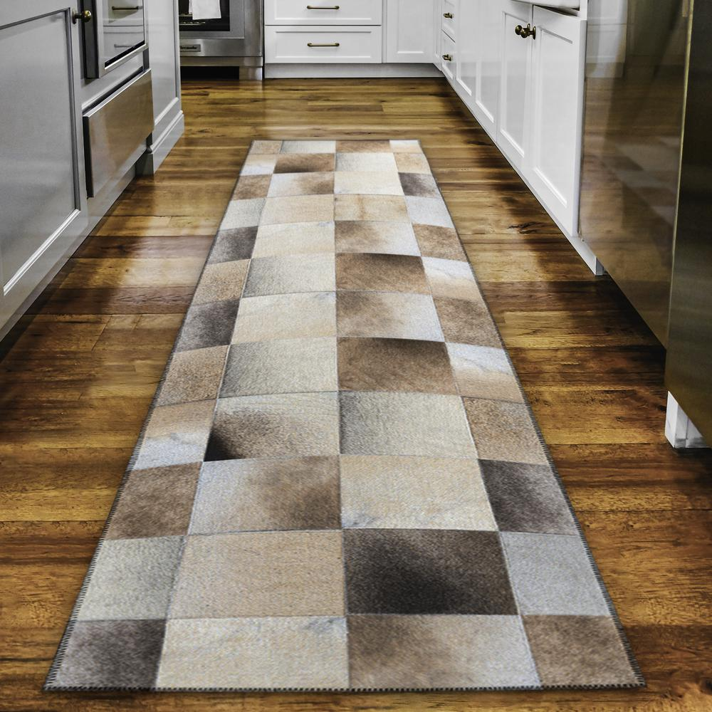 Laredo Taupe Animal Patchwork 2'3" x 7'6" Runner Rug Taupe ALR40