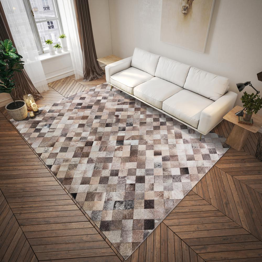 Laredo Gray Animal Patchwork 5' x 7'6" Area Rug Gray ALR32