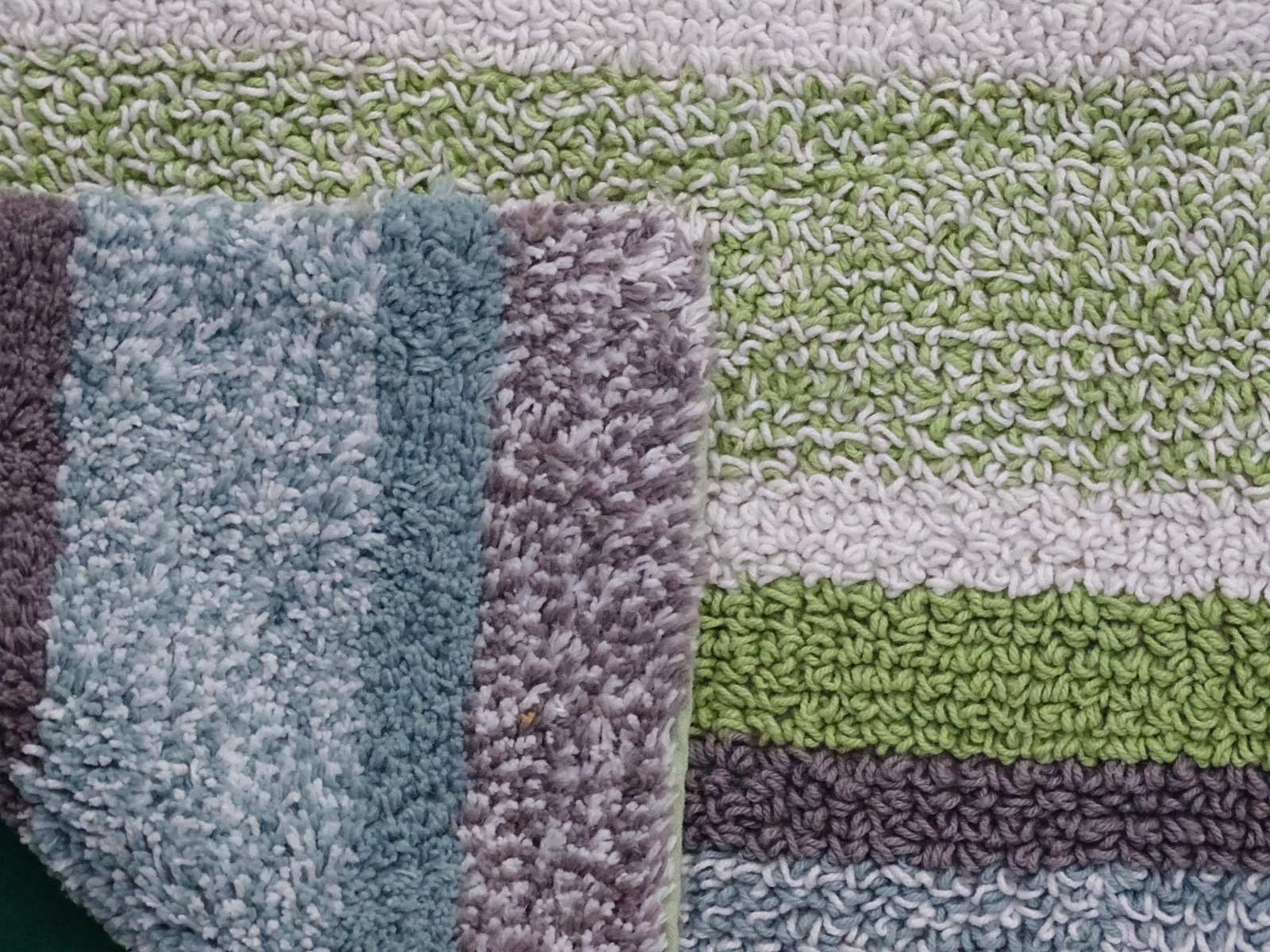 CHICOS HOME Multi Color Striped Bath Rug 20" x 32"