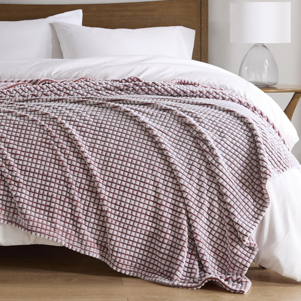 Back Printed Plush Blanket – 100% Polyester Microvelour, Soft & Stylish All-Season Comfort