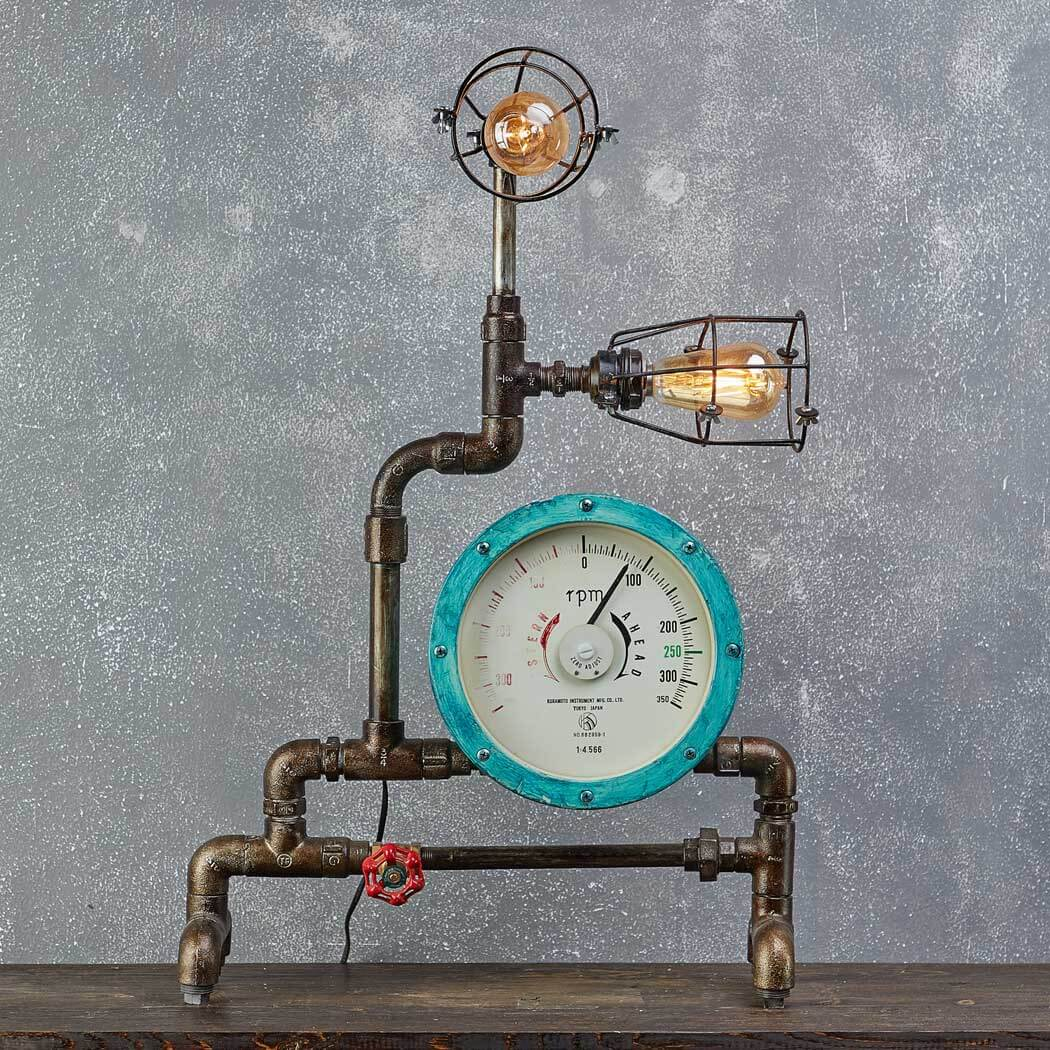 Big RPM Lamp – Industrial Elegance Meets Steam Punk Flair