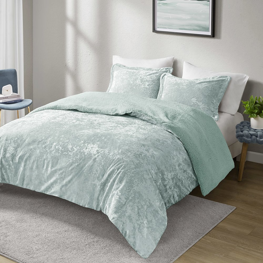 Crushed Velvet Sherpa Reversible Comforter Set