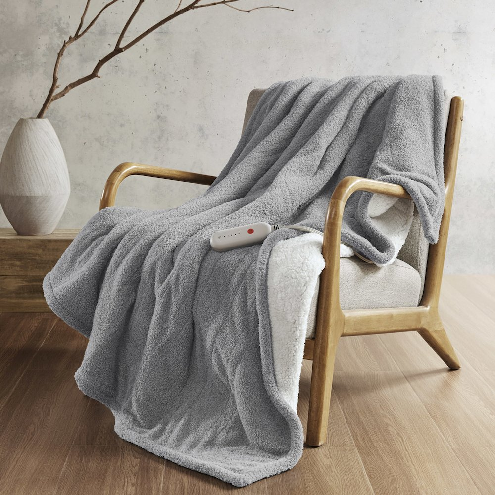 Amira Dream Soft Heated Throw in Grey