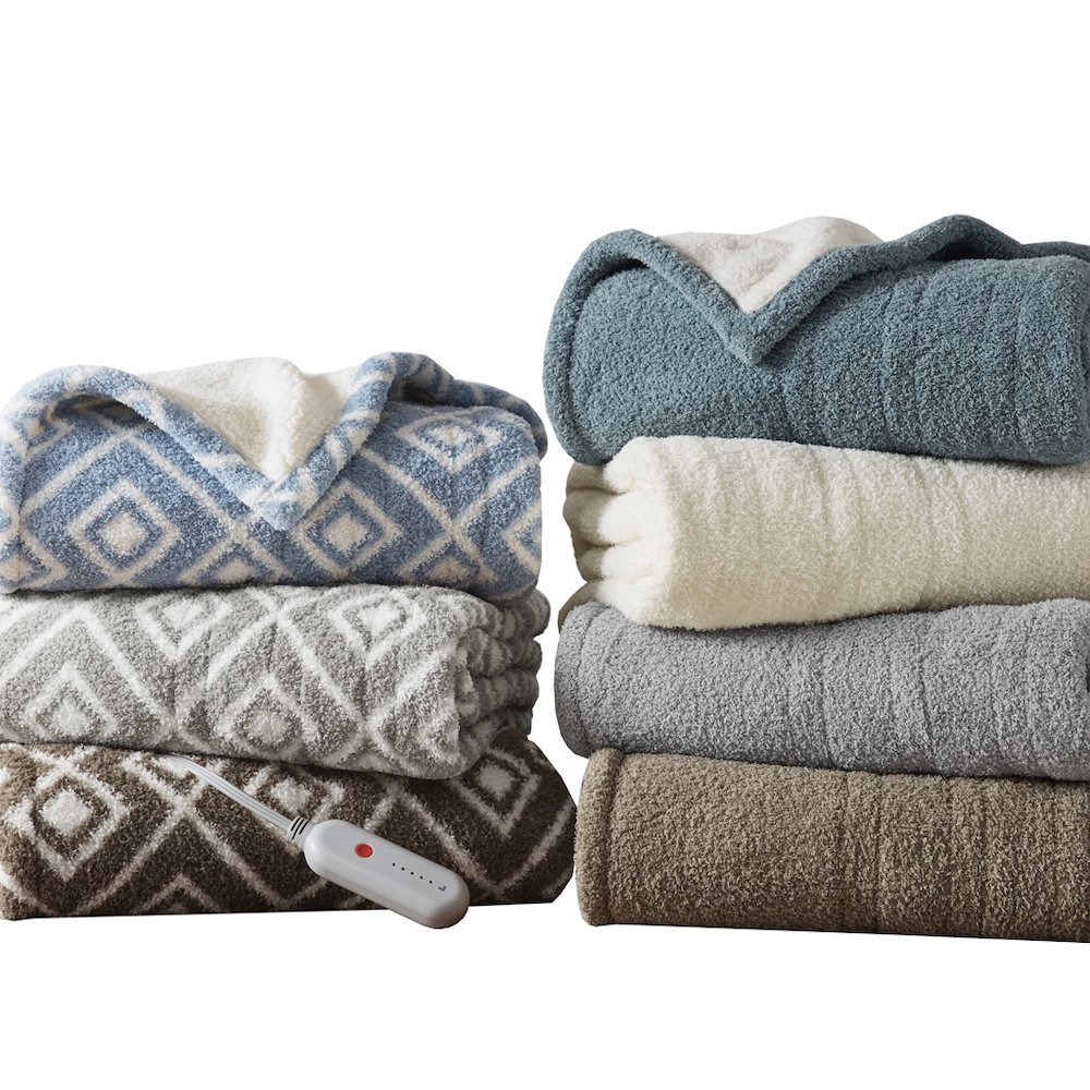 Amira Dream Soft Heated Throw in Grey