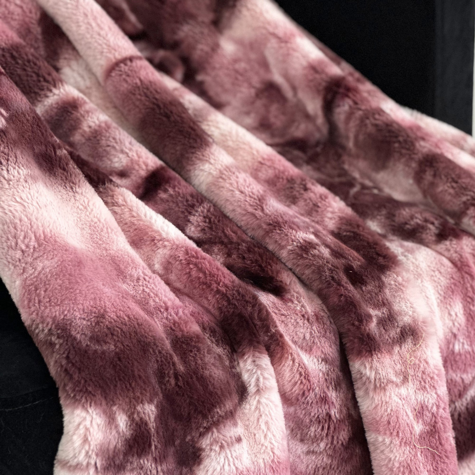 Plutus Rose Fureal Faux Fur Luxury Throw Blanket – Reversible Plush Accent