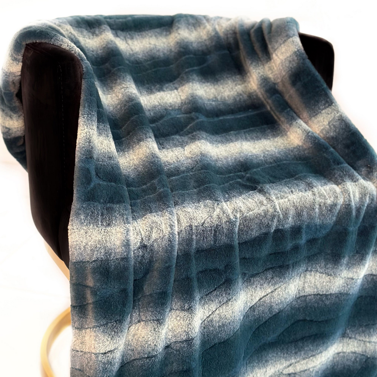 Plutus Green Furever Faux Fur Luxury Throw Blanket – Reversible Plush Accent