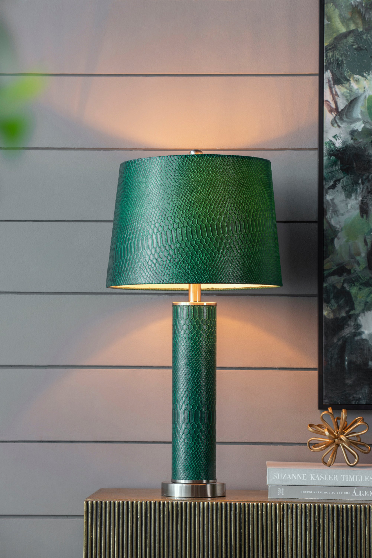 Crocodile Textured Faux Leather Table Lamp – 14x14x27"