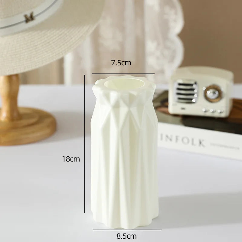 Modern Plastic Flower Vase – Simple Tabletop Vase for Hydroponic Flowers, Artificial Stems & Living Room Decor