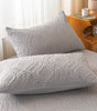 Waterproof Quilted Polyester Pillow Cover – 18.90 × 29.13 in (48 × 74 cm), 1 Piece