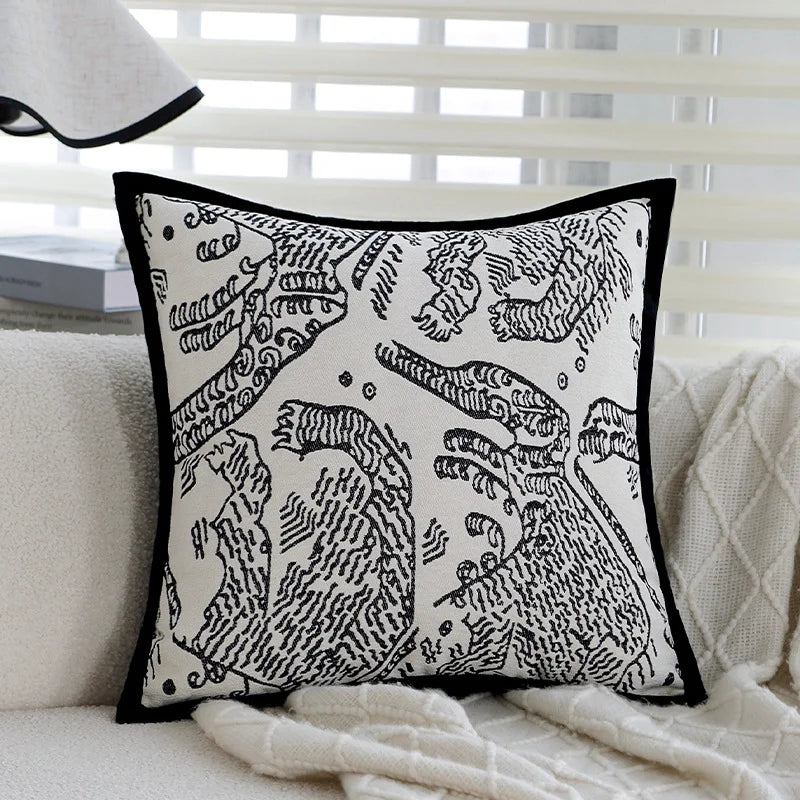 Black-and-White Tiger Polyester/Cotton Pillow Cover – 17.72 × 17.72 in (45 × 45 cm)