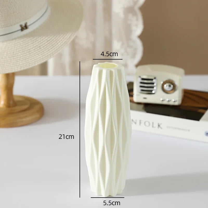 Modern Plastic Flower Vase – Simple Tabletop Vase for Hydroponic Flowers, Artificial Stems & Living Room Decor