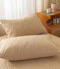 Waterproof Quilted Polyester Pillow Cover – 18.90 × 29.13 in (48 × 74 cm), 1 Piece