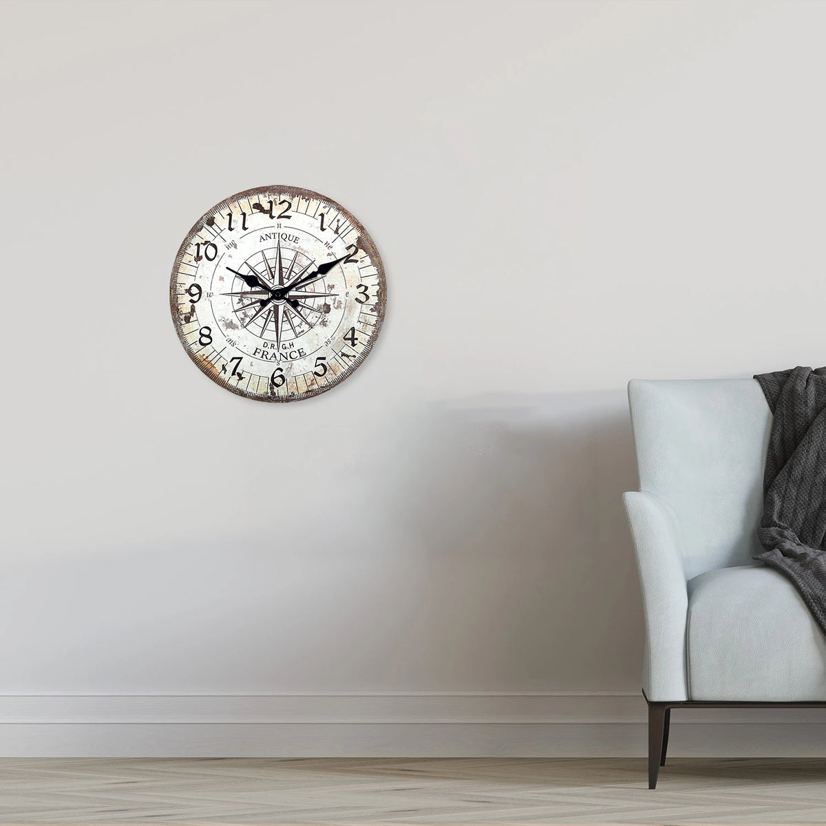 Vintage Compass Wall Clock – Silent Quartz, Four Sizes