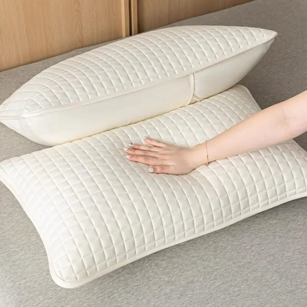 Quilted Polyester Pillow Cover – 17.72 × 27.56 in (45 × 70 cm), 1 Piece, Envelope or Zipper