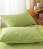 Waterproof Quilted Polyester Pillow Cover – 18.90 × 29.13 in (48 × 74 cm), 1 Piece