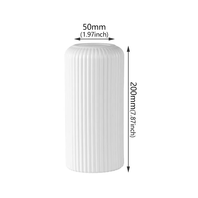 Nordic Loop-Shaped Plastic Tabletop Vase – 2 Designs