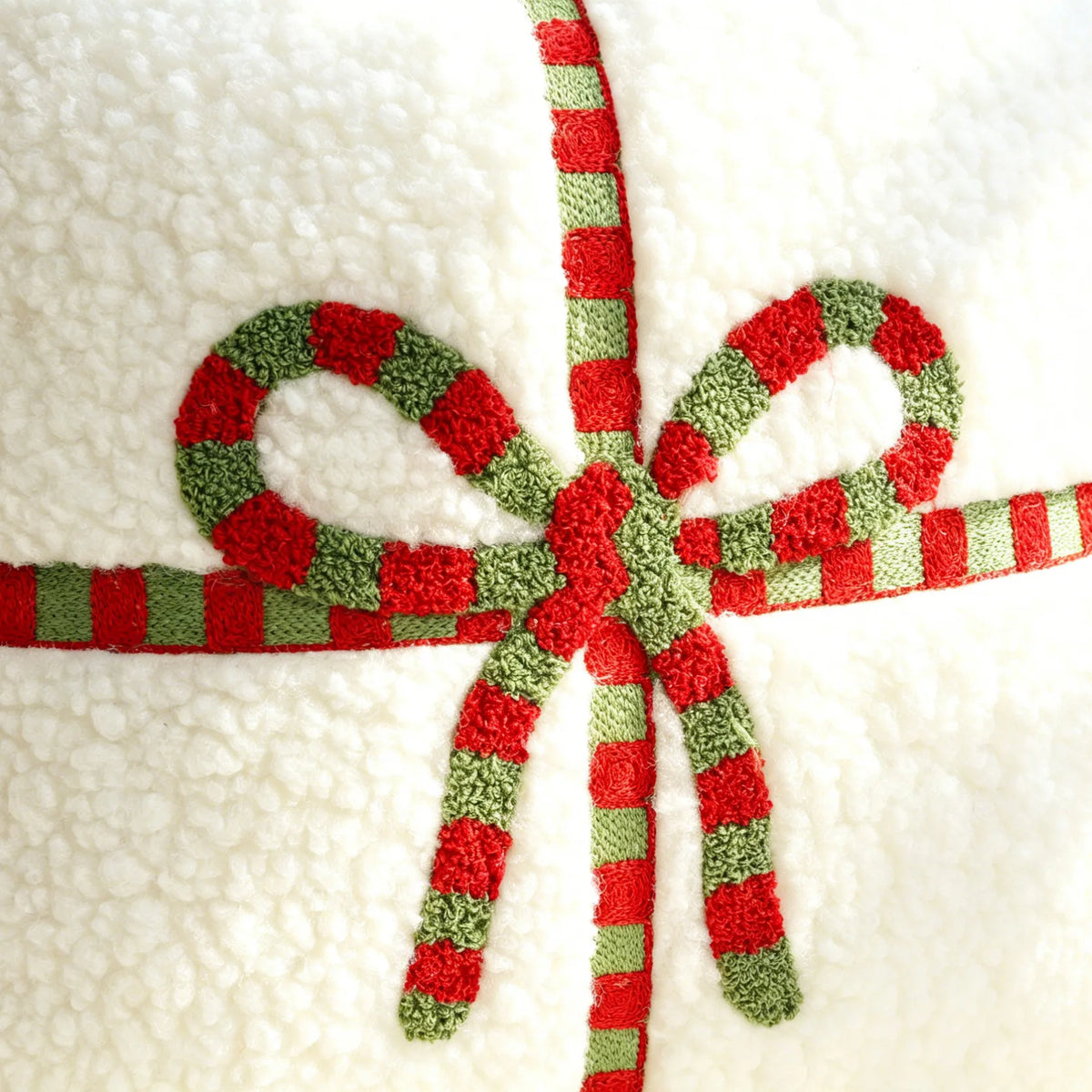 White Plush Gift-Bow Christmas Pillow Cover – Embroidered Polyester, 17.72 in, 1 Piece